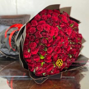Red rose 100 send flower to amman