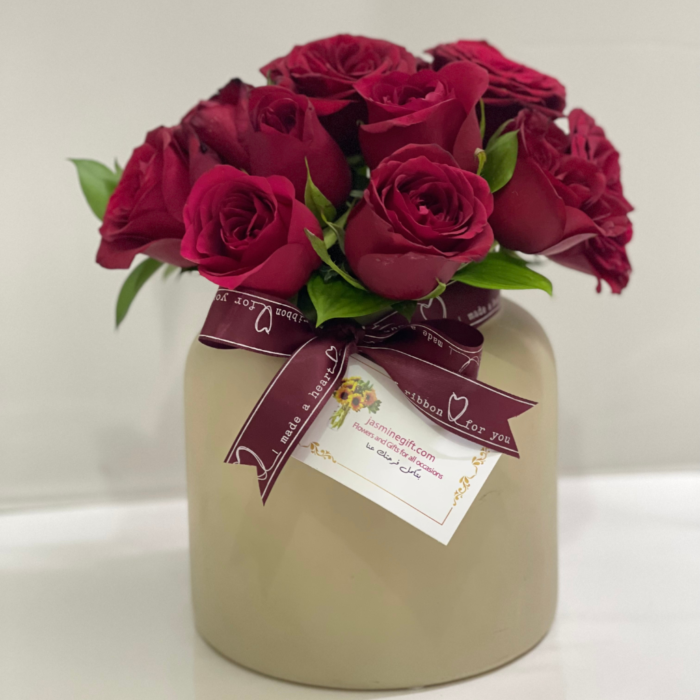 Luxury Red Roses for Valentine's Day send to amman with jasmine gift