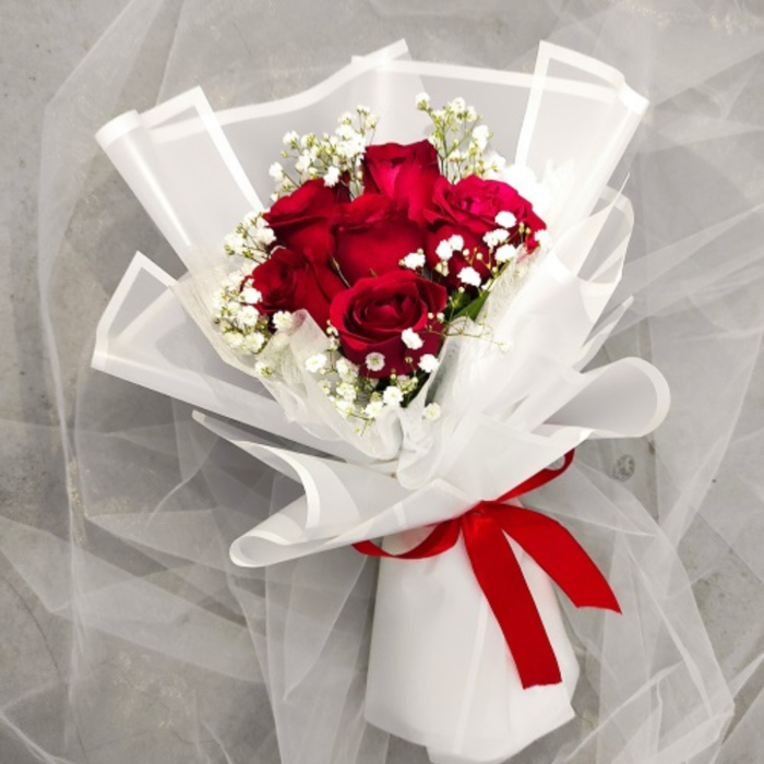 red roses with baby breath bouquet Amman Jordan