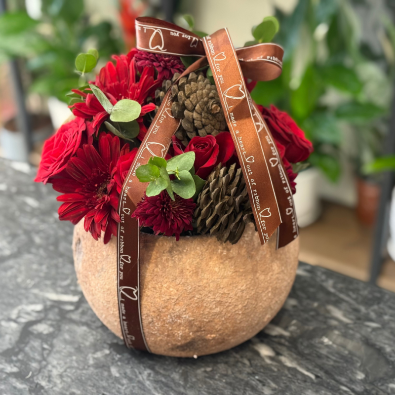 Rustic Winter Charm Floral Pot, send Valentine's Day gifts to amman