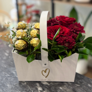 Charm Box,send flowers to amman online from usa